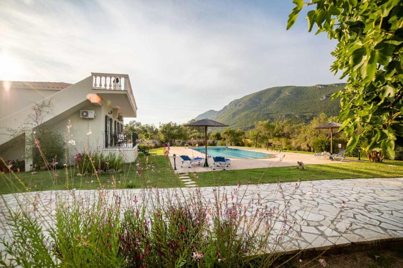 Villa Adonis Halikounas Exterior photo
