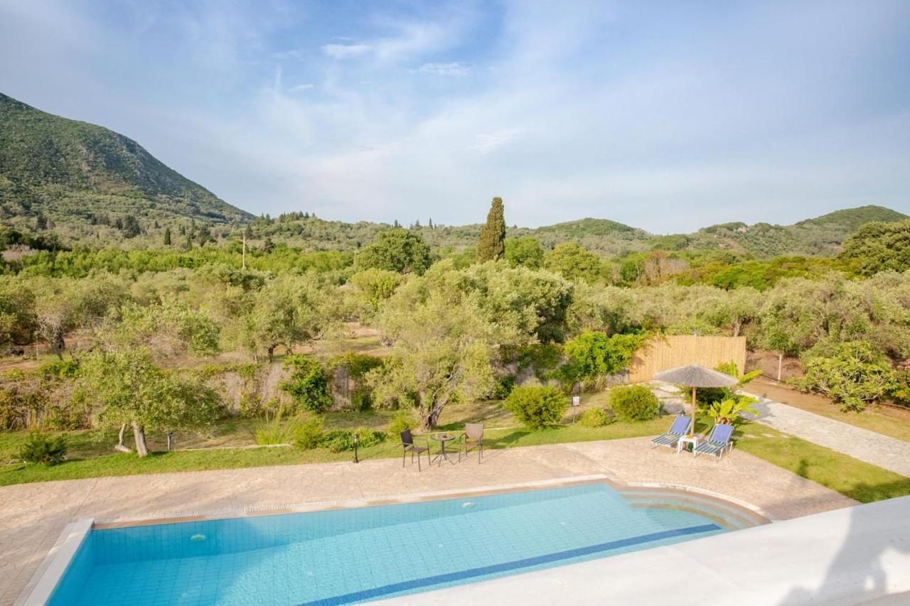 Villa Adonis Halikounas Exterior photo
